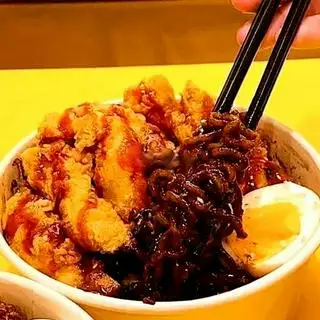 Hình ảnh Mì tương đen đầy đủ
