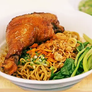 Hình ảnh Mì Trộn Indo Gà Chiên Giòn