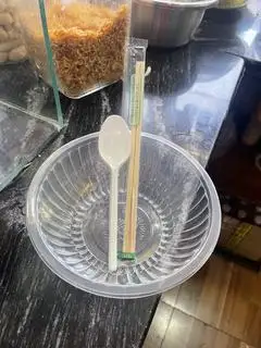 Hộp, Muỗng , Đũa  - 3.000 ₫ tại Bánh Canh Riêu Cua Đồng & Bún Riêu - Phùng Văn Cung