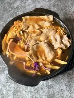 Hình ảnh mì cay kim chi bò mĩ 
