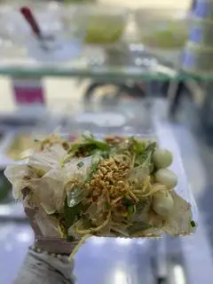 Bánh Tráng Trộn Dẻo Tỏi - 27.000 ₫ tại Trà Sữa Nhà Làm Yuki - Đường Số 5