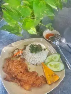cơm sườn chả  - 60.000 ₫ tại Cơm Tấm 24 - Võ Liêm Sơn