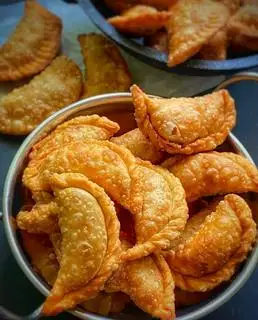 Combo 5 Bánh xếp -  bánh gối (quai vạc) - 70.000 ₫ tại Quầy Bánh Truyền Thống Triệu Đô - An Dương Vương