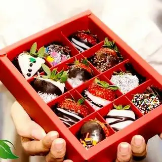 Hình ảnh Socola dâu valentine cho cặp đôi iu nhau