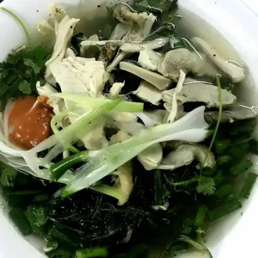Hình ảnh Phở gà đùi