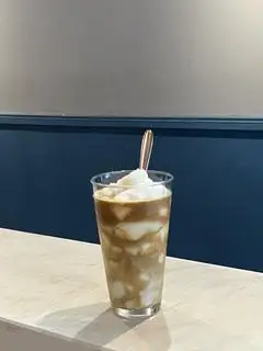 Coconut coffee blended - 97.000 ₫ tại Sugar - Bakery & Coffee - Mạc Thị Bưởi