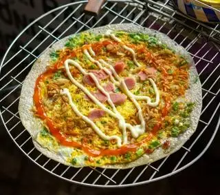 Bánh Tráng Nướng - 25.000 ₫ tại Bánh Mì & Xôi Mặn - Đoàn Thị Điểm