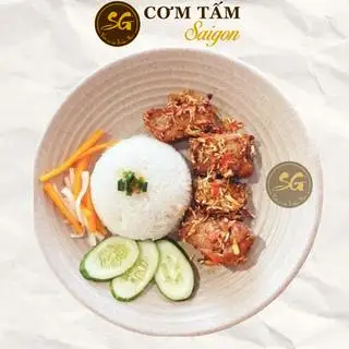 Cơm Tấm Sườn Non Chiên Muối Sả - 71.000 ₫ tại Cơm Tấm Saigon - Huỳnh Tấn Phát