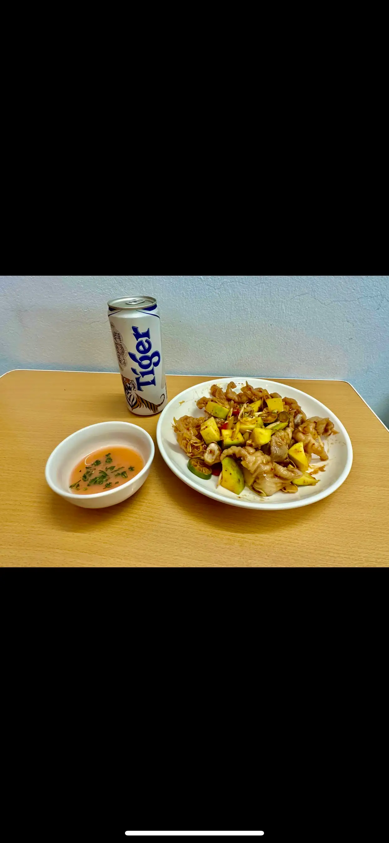 Hình ảnh chân gà sốt thái đặc biệt size lớn