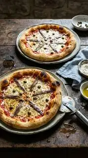 Hình ảnh pizza Napoli size M