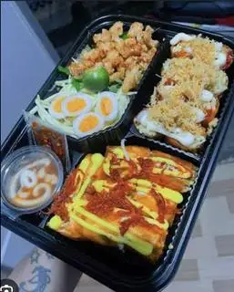 Hình ảnh Combo 2: cuốn phủ bơ (chà bông+ khô bò)-gỏi xoài