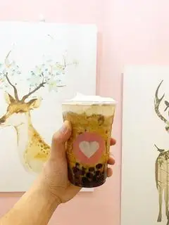 Hình ảnh Ô long sữa trân châu đường đen kem chesse