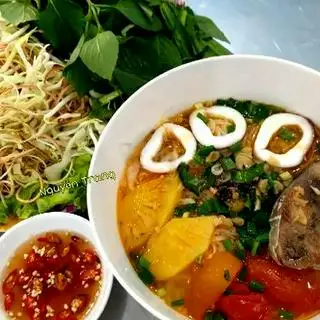Hình ảnh Bún riêu mực
