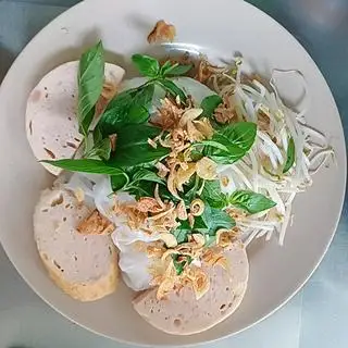 Bánh ướt chả - 25.000 ₫ tại Bánh Cuốn & Súp Cua Ngọc Lan - Trương Hoàng Thanh