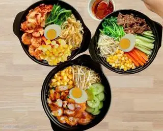 Hình ảnh Combo cơm trộn korea, cơm trộn korea-sủi cảo, cơm trộn trứng ốm la( sốt hàn)