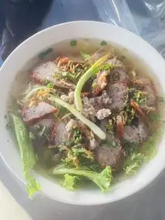 Hủ tiếu mì - 40.000 ₫ tại Bích Ngọc - Bánh Ướt, Bánh Cuốn & Bún Riêu - Phạm Hữu Lầu