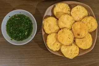 Bánh căn trứng gà - 55.000 ₫ tại Bánh Ướt Lòng Gà Trang Đà Lạt - Chính Gốc Since 1979 - Trần Bình Trọng