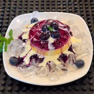 Hình ảnh Bánh flan việt quất