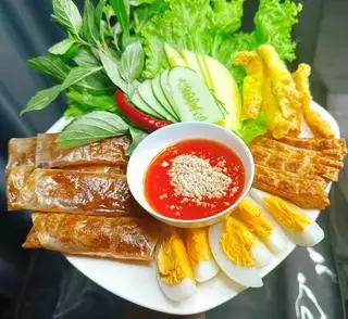 Chả lụi thập cẩm - 87.000 ₫ tại Quán Bún Nem Nướng & Chả Lụi - Nguyễn Văn Săng