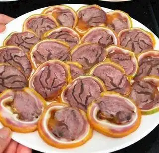 Hình ảnh Tai heo cuốn bắp bò ủ muối 300gr