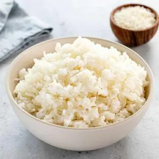 Cơm thêm - 10.000 ₫ tại Cơm Tấm & Bún Thịt Nướng Bà Tám - Trần Quý Cáp