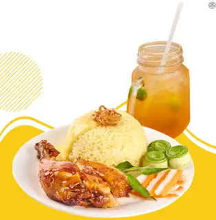 Hình ảnh Combo cơm gà chiên - trà đào tắc