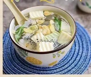 Chè khúc bạch - 29.000 ₫ tại Chè Ngon Chuẩn Vị - Trần Trọng Cung