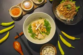 Hình ảnh Tô má đùi