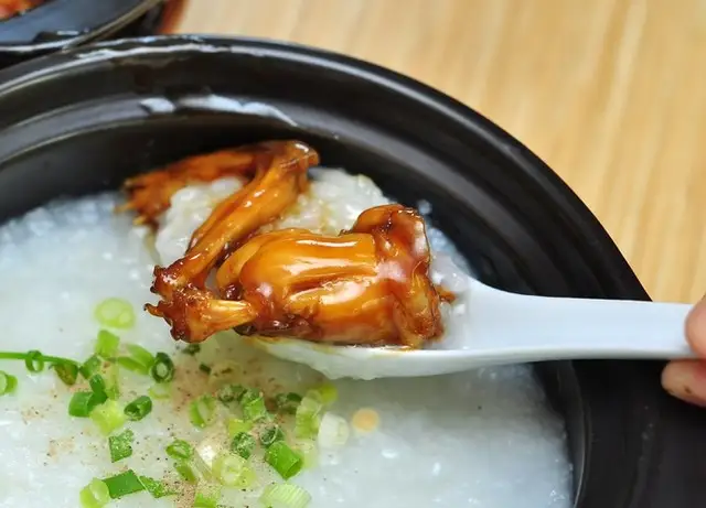 Cháo ếch Singapore  - 40.000 ₫ tại Cháo Dinh Dưỡng Family Soup - Nhật Tảo