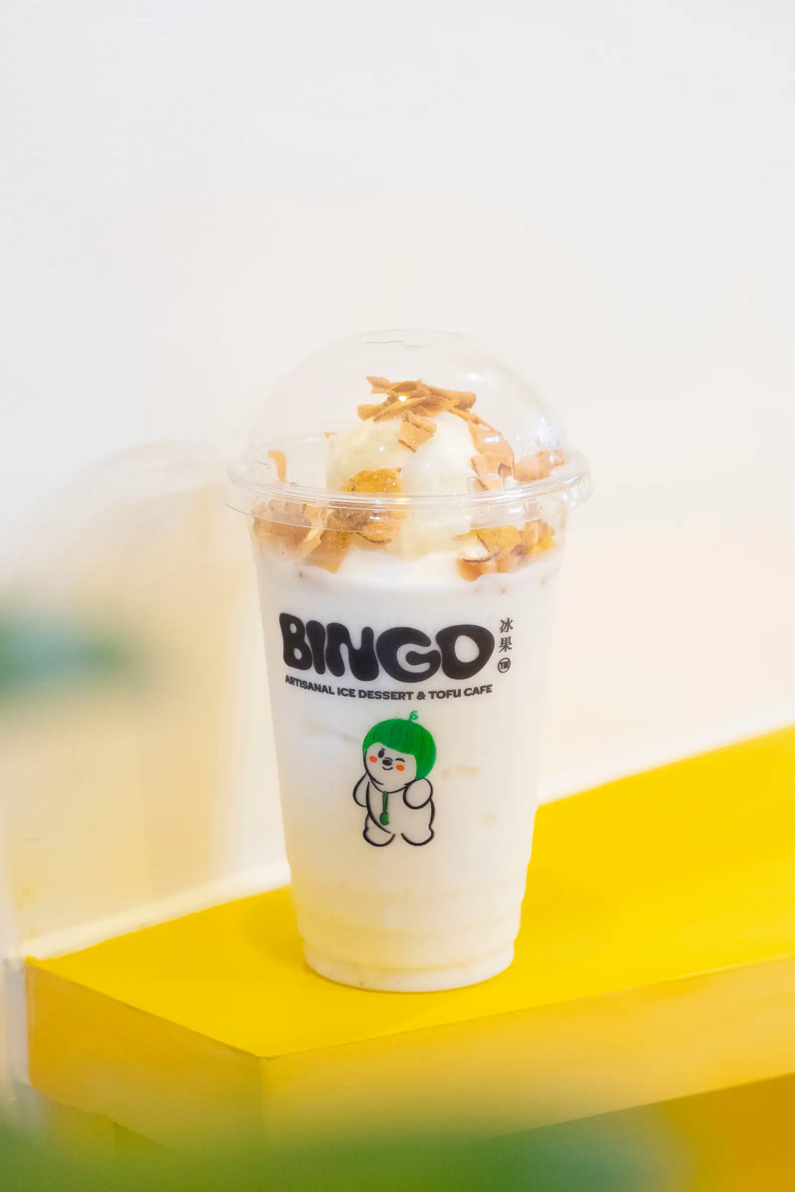 Sinh Tố Dừa - Coconut Shake - 80.000 ₫ tại BINGO Cafe Saigon - Bùi Viện
