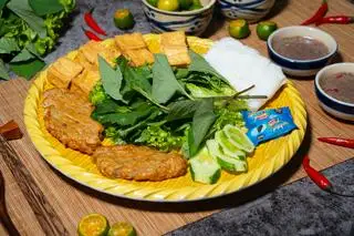 bún đậu chả cốm - 57.000 ₫ tại Bún Đậu Cây Bàng Còng - Vạn Kiếp