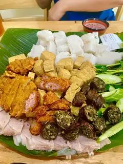 Combo 2 người - 135.000 ₫ tại Bún Đậu Mắm Tôm Chí Phèo - Khánh Hội