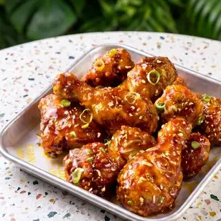 Hình ảnh Gà rán giòn xốt sườn