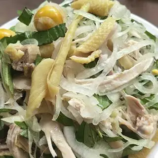 gà xé 1/4 đùi  - 100.000 ₫ tại Cơm Gà Ta Trúc Hương - Gỏi Gà & Miến Gà - Phạm Hùng