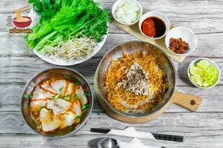 Hình ảnh hủ tiếu xá xíu khô