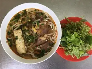 Bún bò đặc biệt - 1 phần - 80.000 ₫ tại Phở Bò & Bún Bò Cô Lành - Lê Văn Sỹ