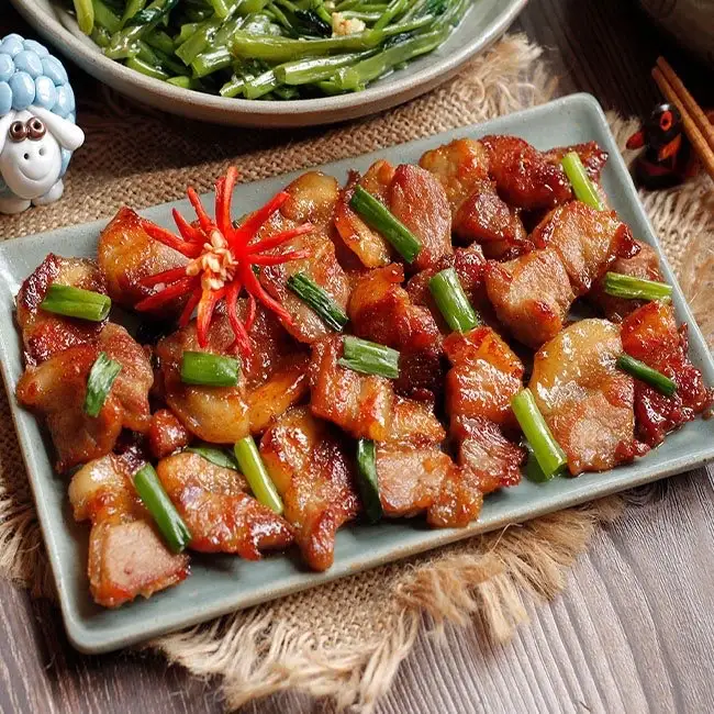 Hình ảnh Cơm thịt rang cháy cạnh