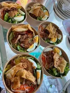 Hình ảnh Bún thịt nướng + nem nướng