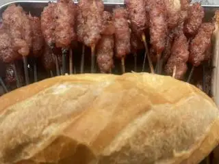 Bánh Mì Thịt Nướng Đặc Biệt - 42.000 ₫ tại Món Ngon Đường Phố - Bánh Mì & Bún Thịt Nướng - Võ Thành Trang