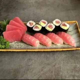 Sét Cá ngừ _ tuna sushi sét. - 279.000 ₫ tại Sushi Tokyo Deli - Sashimi & Salad - Vạn Kiếp