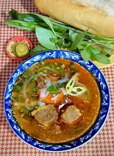 Hình ảnh Bánh mì bò kho