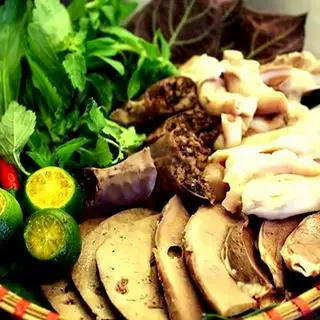 Hình ảnh Lòng thập cẩm chiên + mắm tôm