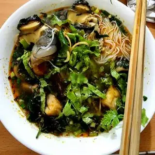 Hình ảnh Bún ốc nhồi chấm chan nước