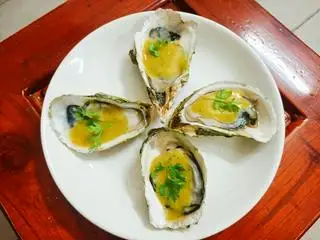 Hình ảnh Hàu nướng chanh dây