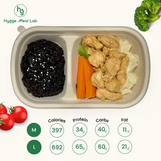 Cơm lứt Ức gà | Black rice stir-fried Beef - 89.000 ₫ tại Hygge Meal Lab - Salad & Healthy Food - Trần Quang Khải