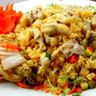 Cơm Chiên Gà Xé Nấm Đông Cô - Canh Rau/Salad - Trà Tắc - 55.000 ₫ tại Quê Ta - Cơm Gà Xối Mỡ & Lẩu Gà – Hoa Hồng