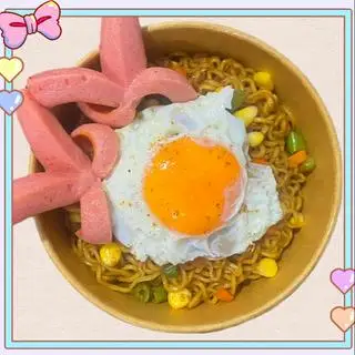 Hình ảnh Mì Trộn Indomie Trứng Xúc Xích