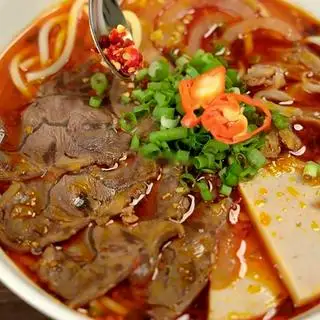 Bún bò huế tái chả - 43.000 ₫ tại Bún Bò Ngon - Bình Lợi