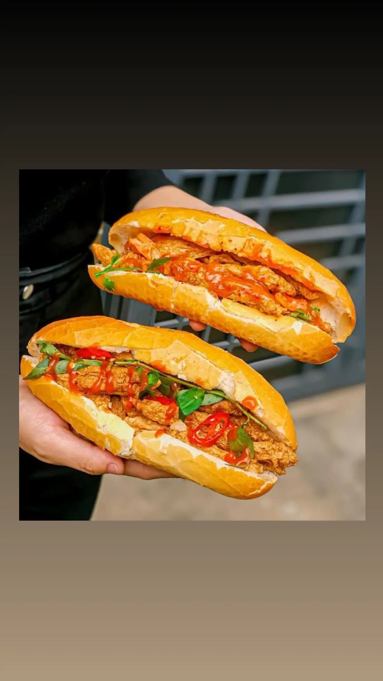 Bánh Mì Chả Cá - 26.000 ₫ tại Lò Bánh Mỳ Heo Quay Khánh Vy - Phạm Văn Hai