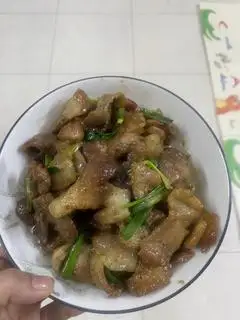 Hình ảnh Cơm thịt rang cháy cạnh 